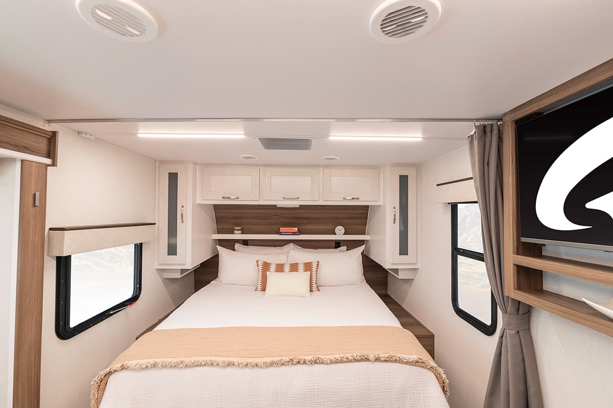 Go Explore X203 - Bedroom