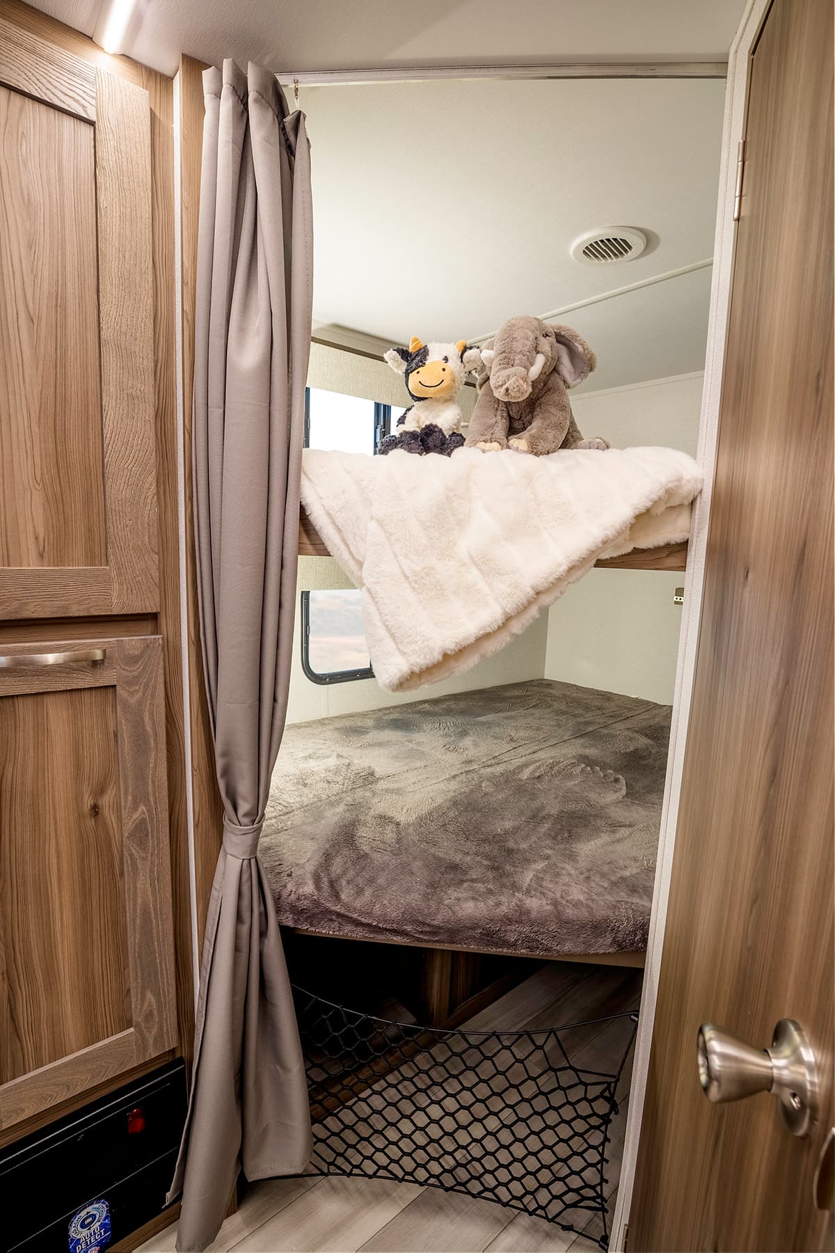 Go Explore X232 - Bunkhouse